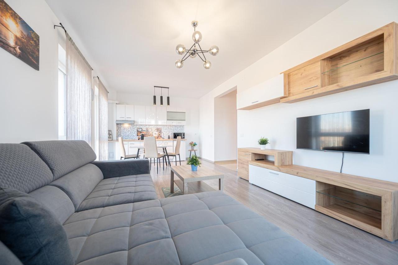 Apartmán Serene Flat Oradea Exteriér fotografie